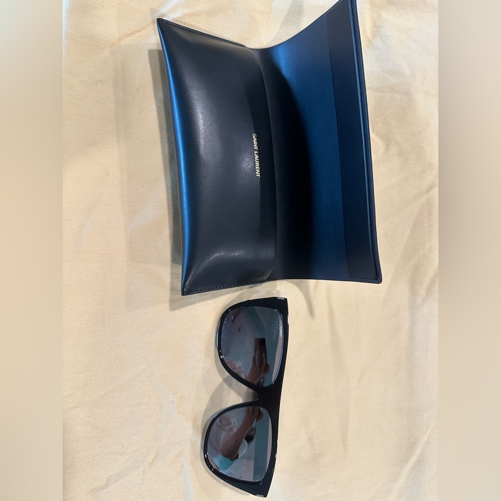 Black Sunglasses with Case